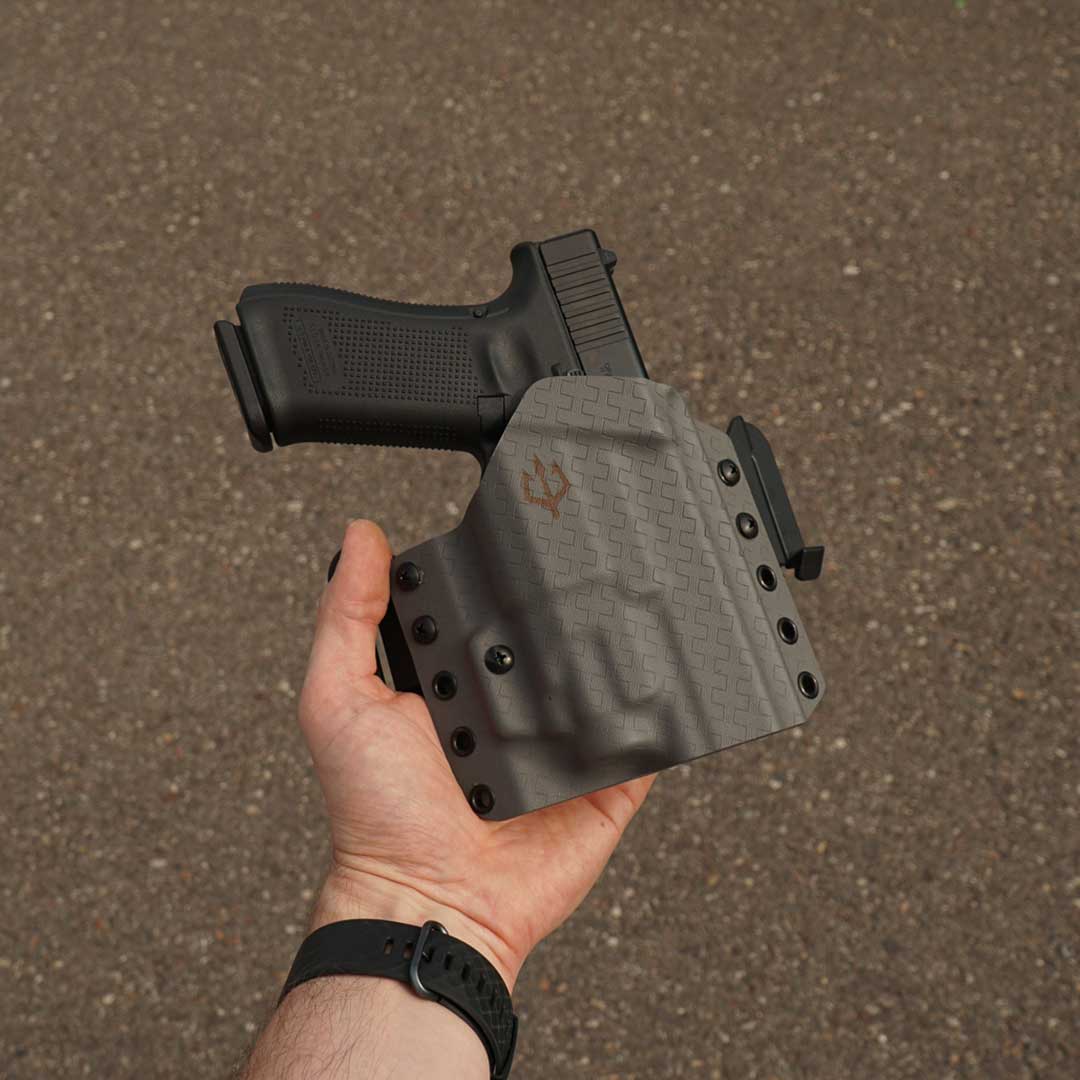 BLACK TRIDENT 🔱 Raven Holster zu Glock G19 (Gen3-5) / G22 (Gen3-4) / G31 (Gen3-4) Rechtshänder